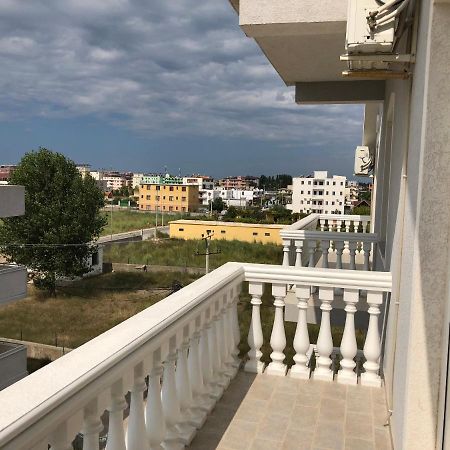 Doci Seven Hotel Веліпоя Екстер'єр фото