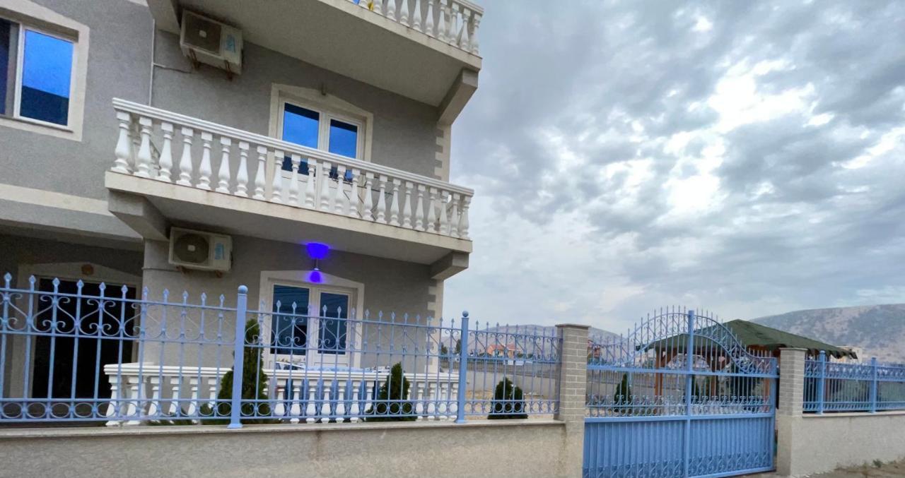 Doci Seven Hotel Веліпоя Екстер'єр фото