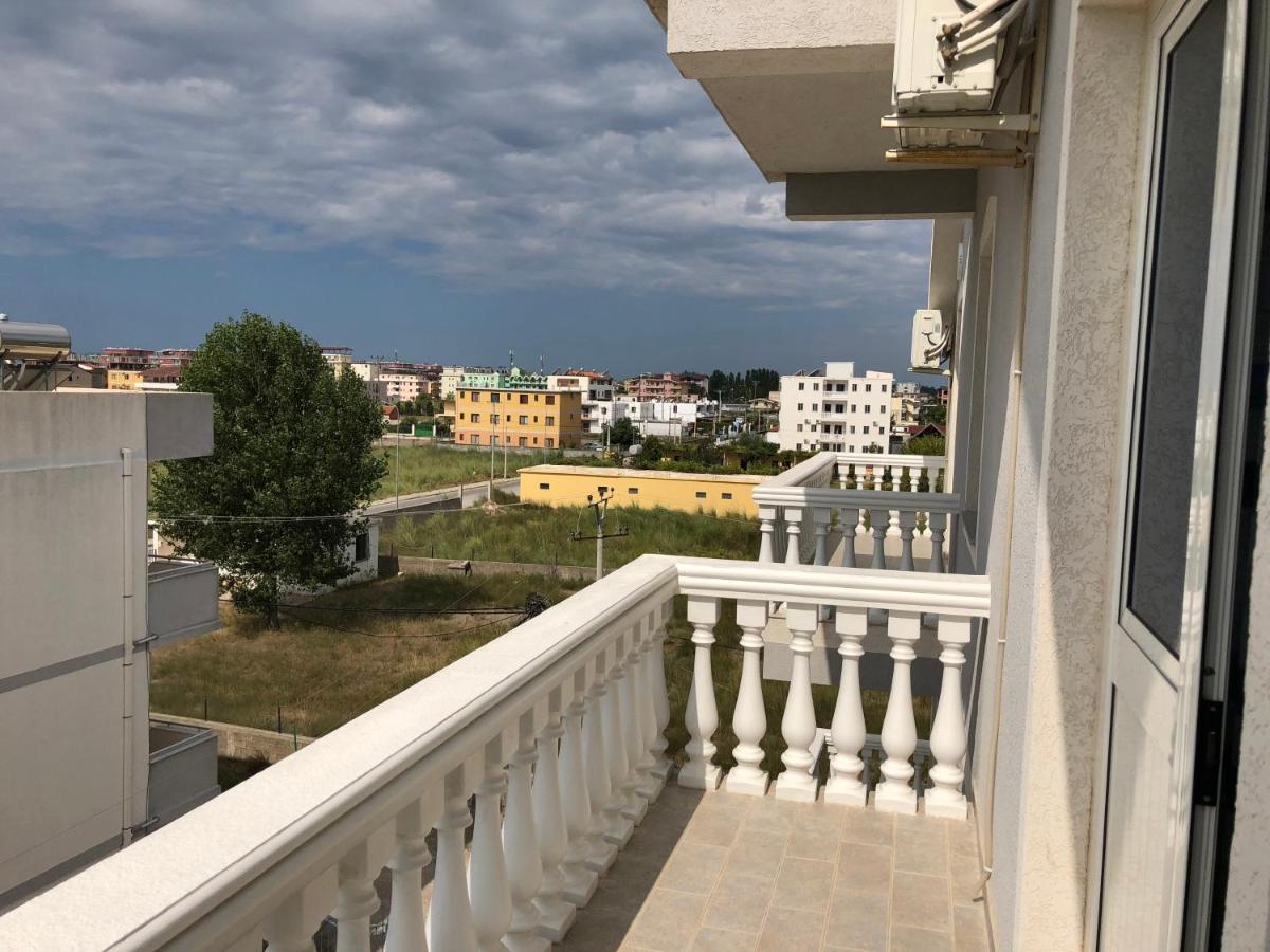 Doci Seven Hotel Веліпоя Екстер'єр фото
